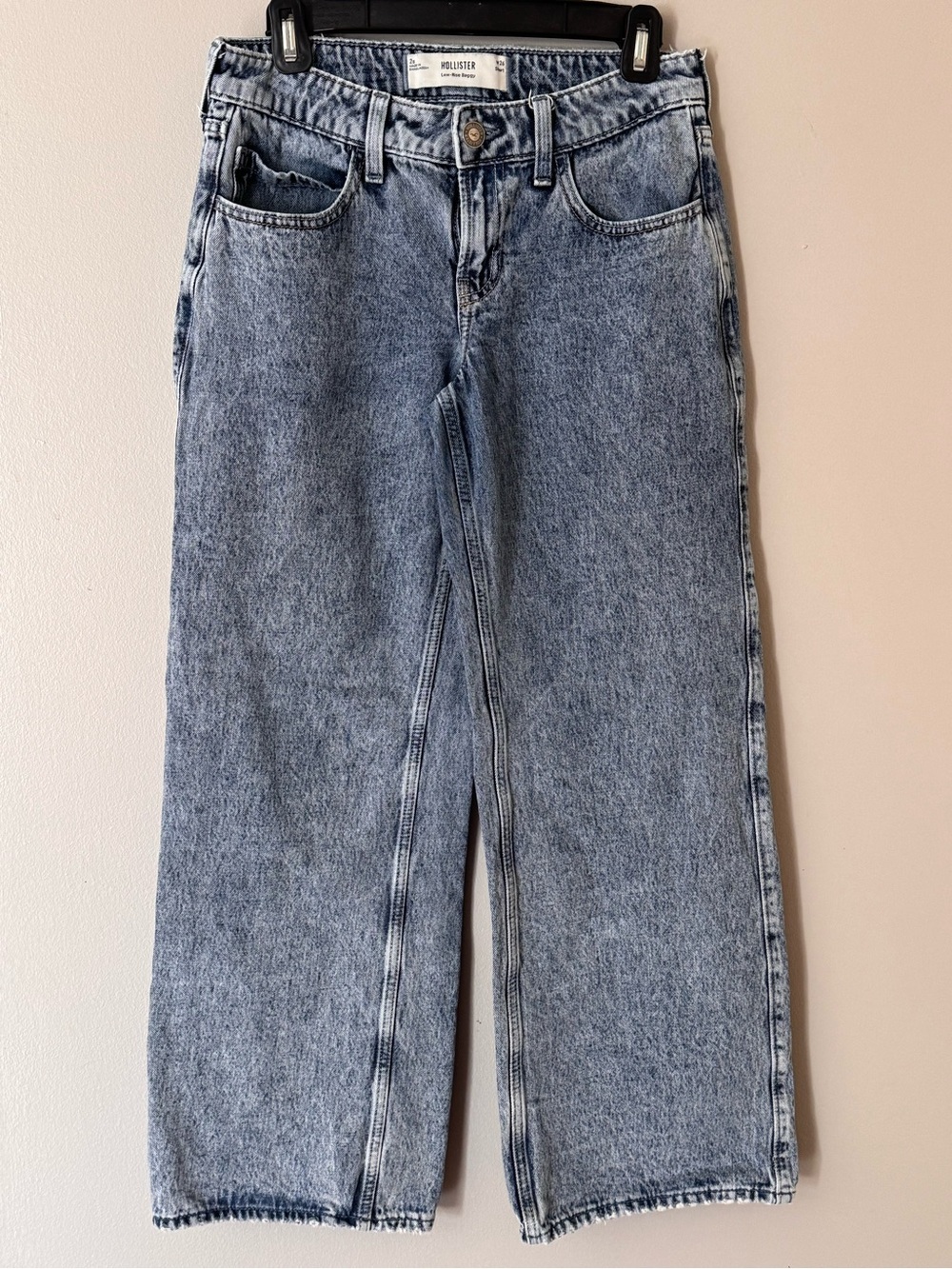 Hollister High-Rise Wide-Leg Acid Wash Jeans in Washed Blue